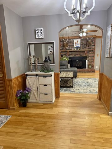 125 Atkinson Lane, Bonneau, SC 29431