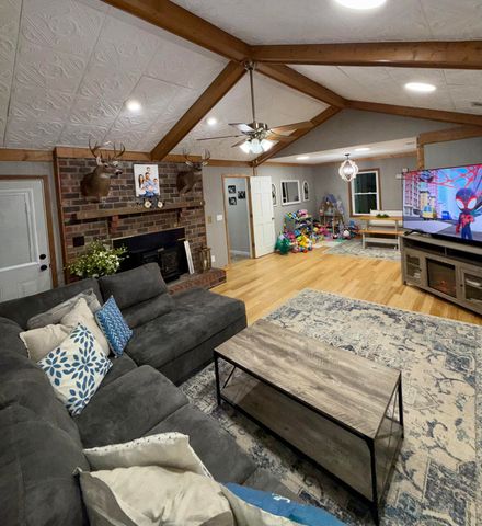 125 Atkinson Lane, Bonneau, SC 29431