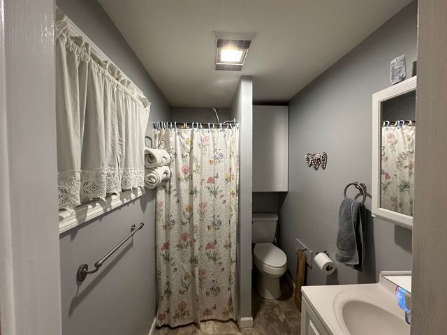 16 Howe Street, Williamstown, VT 05679