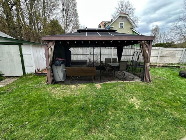 16 Howe Street, Williamstown, VT 05679
