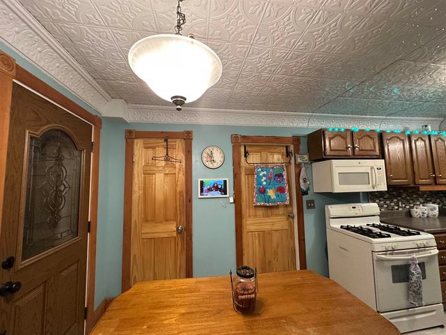 16 Howe Street, Williamstown, VT 05679