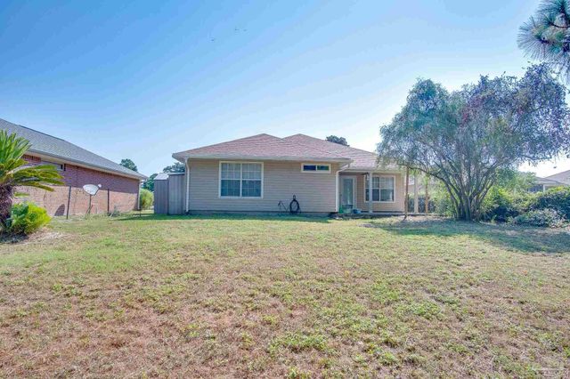 2029 Shadow Lake Dr, Gulf Breeze, FL 32563