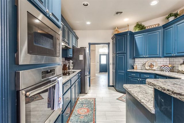 10613 NW 38th Street, Yukon, OK 73099