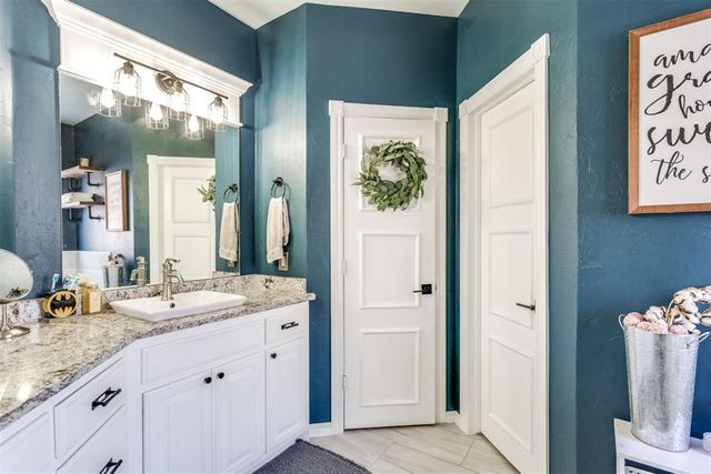 10613 NW 38th Street, Yukon, OK 73099