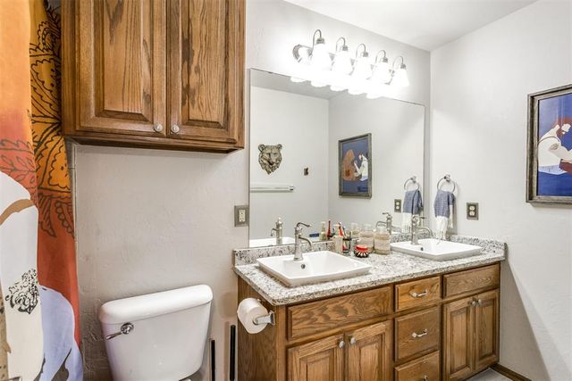 10613 NW 38th Street, Yukon, OK 73099