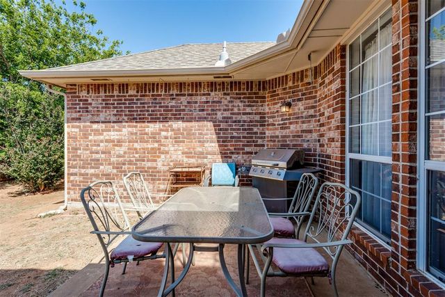 10613 NW 38th Street, Yukon, OK 73099