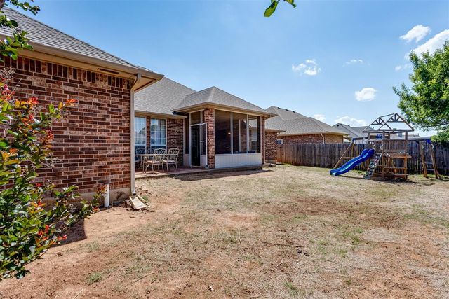 10613 NW 38th Street, Yukon, OK 73099