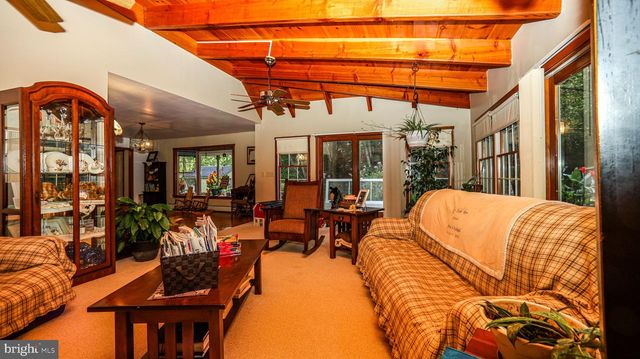 240 EVANS RD, Lititz, PA 17543