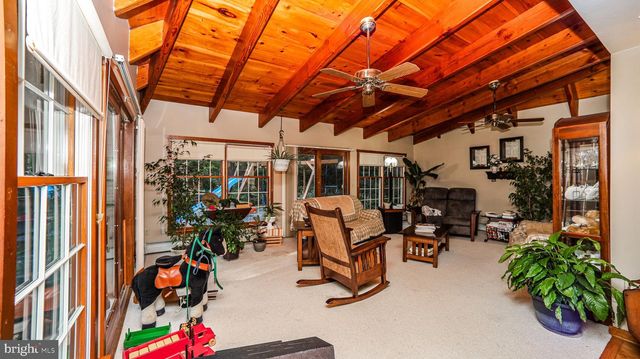 240 EVANS RD, Lititz, PA 17543