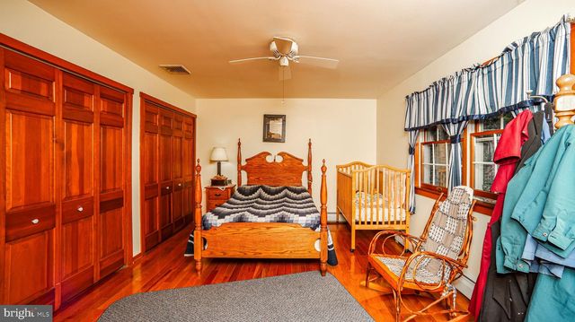 240 EVANS RD, Lititz, PA 17543