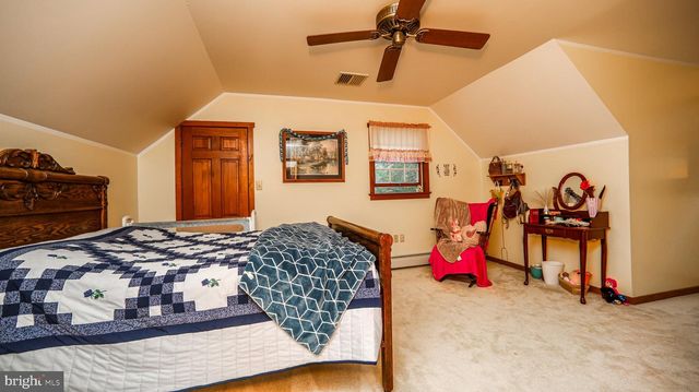 240 EVANS RD, Lititz, PA 17543