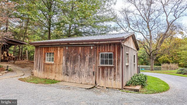 240 EVANS RD, Lititz, PA 17543