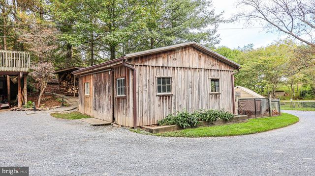 240 EVANS RD, Lititz, PA 17543