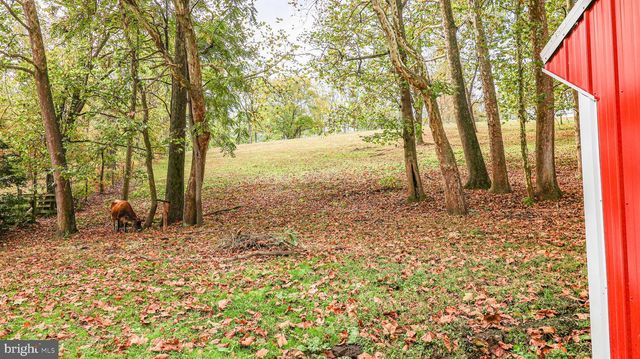 240 EVANS RD, Lititz, PA 17543