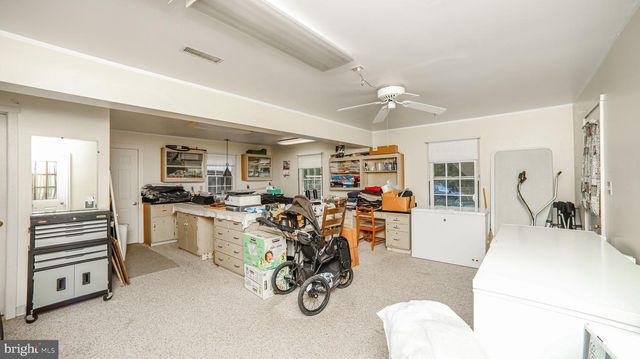 240 EVANS RD, Lititz, PA 17543