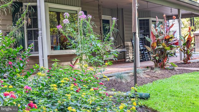 240 EVANS RD, Lititz, PA 17543