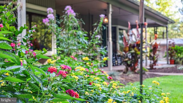 240 EVANS RD, Lititz, PA 17543