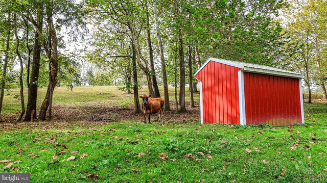 240 EVANS RD, Lititz, PA 17543