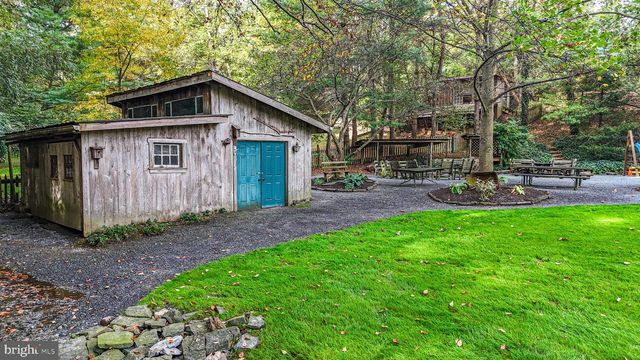 240 EVANS RD, Lititz, PA 17543