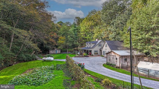 240 EVANS RD, Lititz, PA 17543