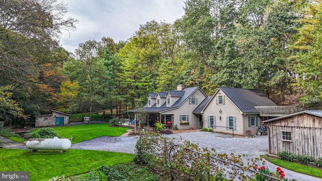 240 EVANS RD, Lititz, PA 17543