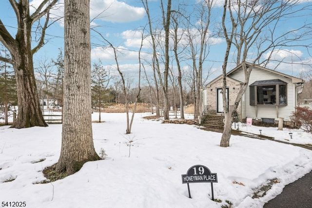 19 Honeyman Pl, Berkeley Heights Twp., NJ 07922