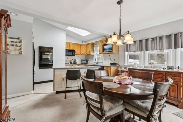 19 Honeyman Pl, Berkeley Heights Twp., NJ 07922