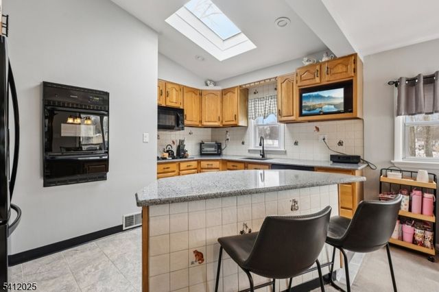 19 Honeyman Pl, Berkeley Heights Twp., NJ 07922