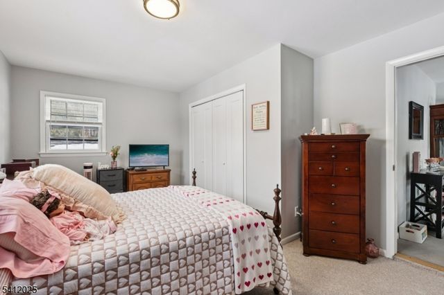 19 Honeyman Pl, Berkeley Heights Twp., NJ 07922