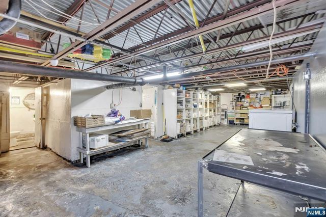 5910 Bergenline Avenue, West New York, NJ 07093