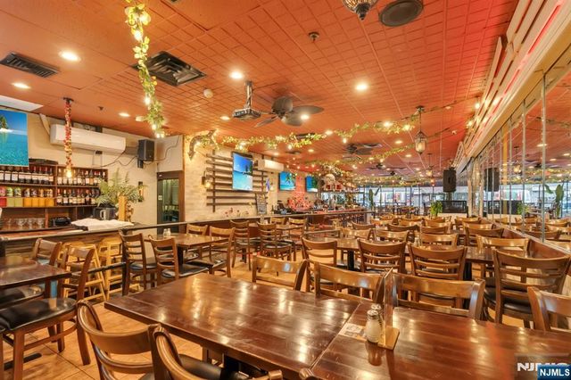 5910 Bergenline Avenue, West New York, NJ 07093