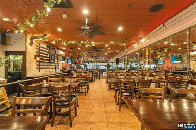 5910 Bergenline Avenue, West New York, NJ 07093