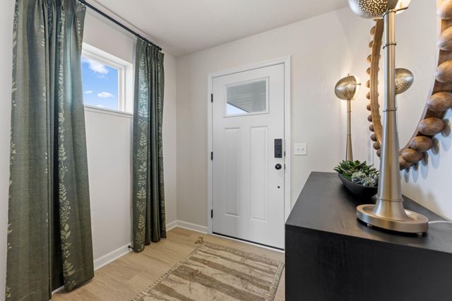 1094 Annagaire Curve, Rosemount, MN 55068