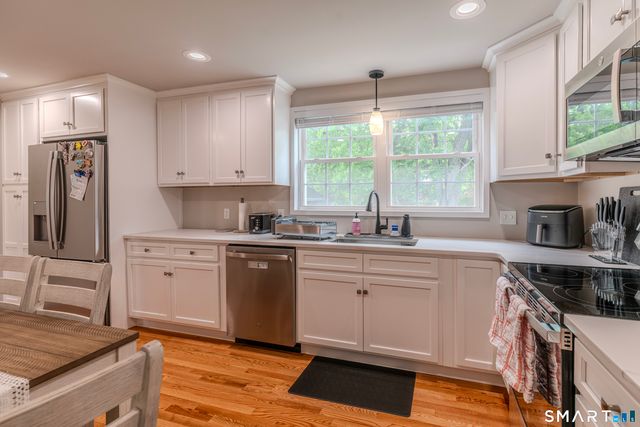 50 Garfield Avenue, Middletown, CT 06457