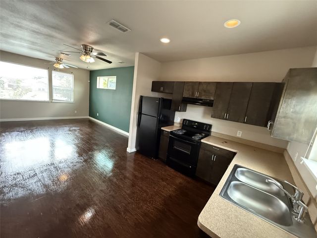 2823 South Boulevard, Dallas, TX 75215