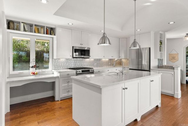 1782 Alta Vista Drive, Vista, CA 92084