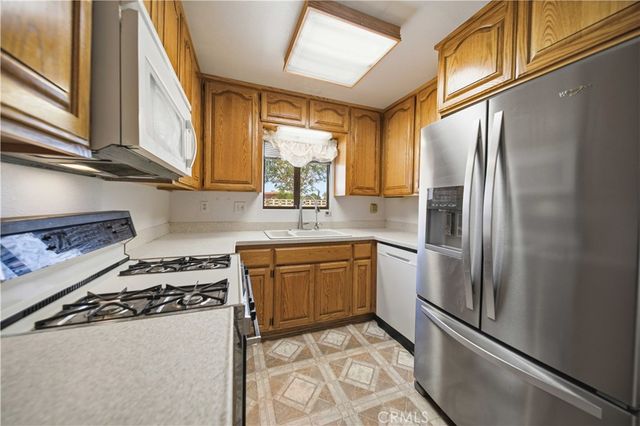 9173 Aspen, California City, CA 93505