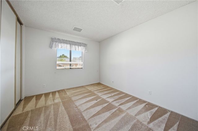 9173 Aspen, California City, CA 93505