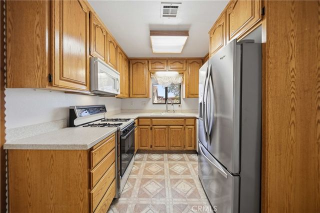9173 Aspen, California City, CA 93505