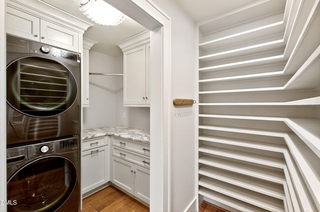 6205 View Water Drive, Raleigh, NC 27606