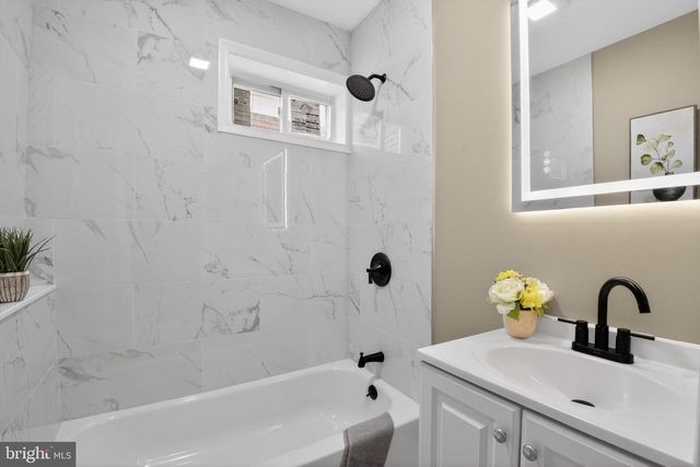 1213 W 3RD ST, Wilmington, DE 19805