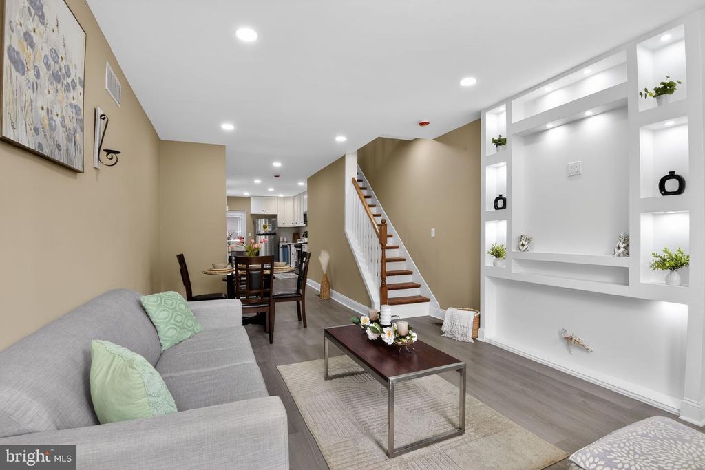 1213 W 3RD ST, Wilmington, DE 19805