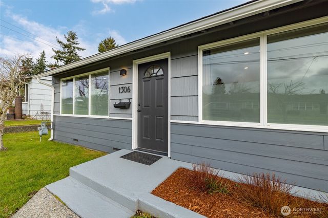 1306 Broadview, Anacortes, WA 98221