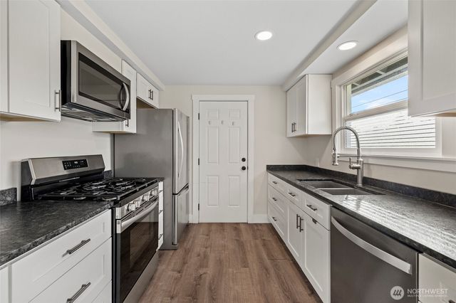 1306 Broadview, Anacortes, WA 98221