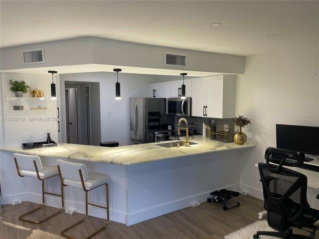 1605 S Us Highway 1 206V3, Jupiter, FL 33477