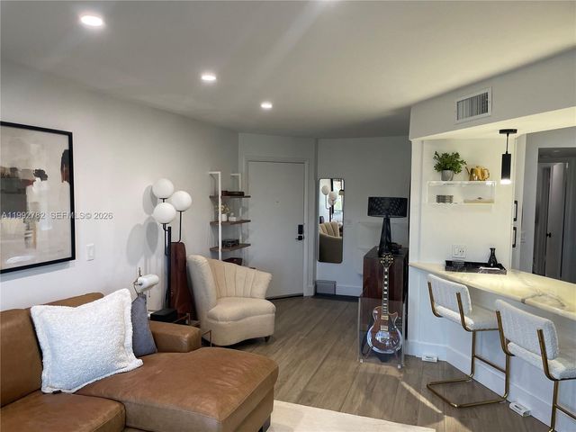 1605 S Us Highway 1 206V3, Jupiter, FL 33477