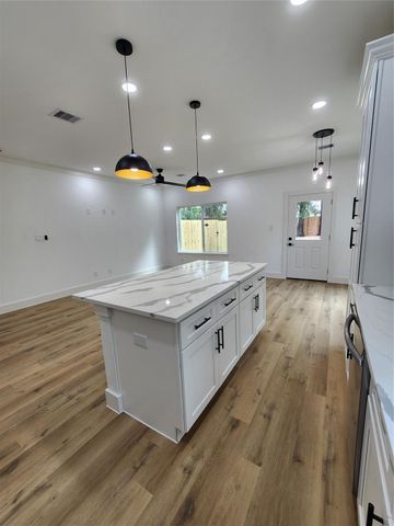 316 S Sandra Street A, Conroe, TX 77301