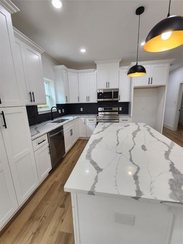 316 S Sandra Street A, Conroe, TX 77301