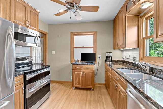 2081 Jefferson Avenue, Saint Paul, MN 55105