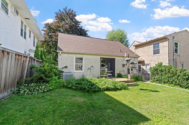 2081 Jefferson Avenue, Saint Paul, MN 55105